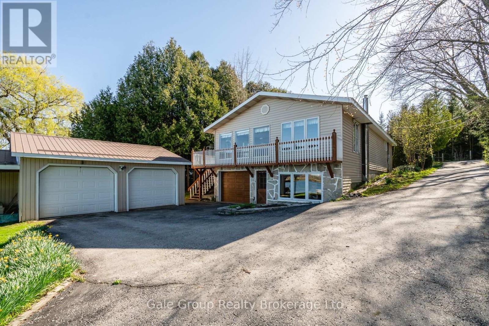 111 MACDONALDS ROAD, Grey Highlands, Ontario