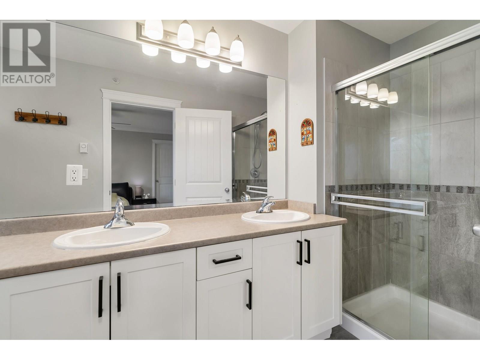 52 11282 Cottonwood Drive, Maple Ridge, British Columbia  V2X 8W8 - Photo 32 - R3003444