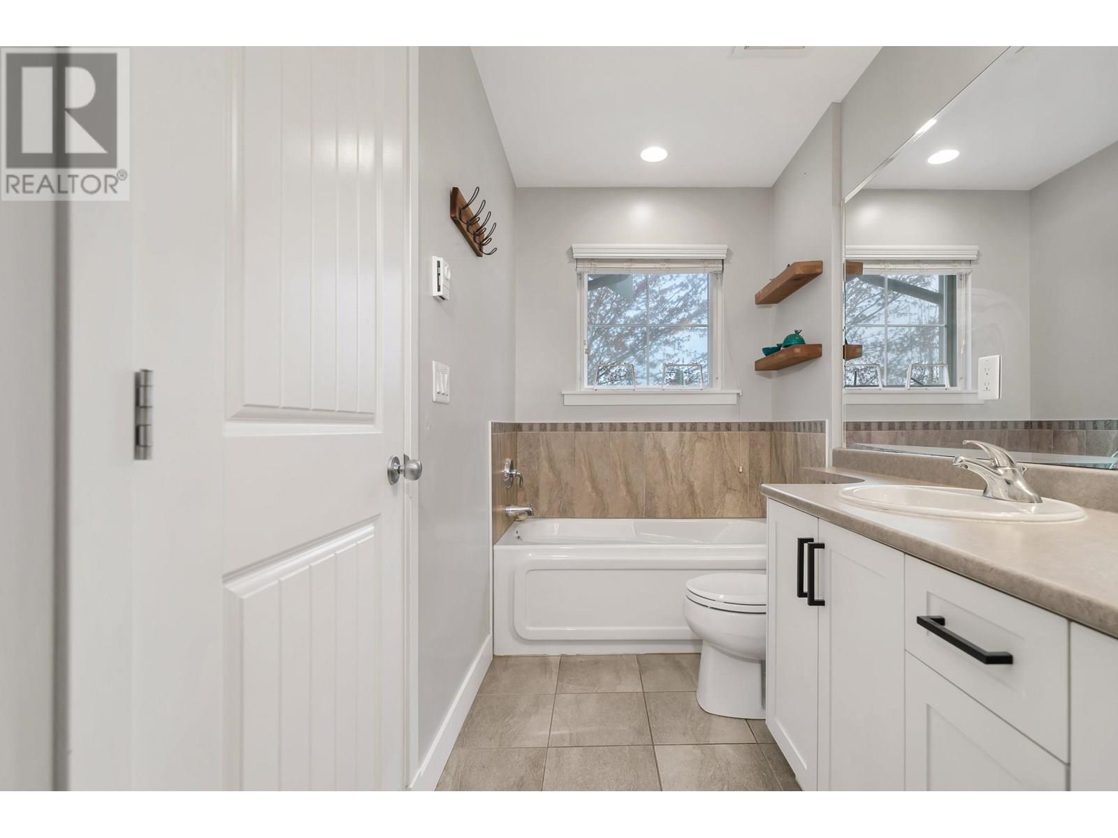 52 11282 Cottonwood Drive, Maple Ridge, British Columbia  V2X 8W8 - Photo 33 - R3003444