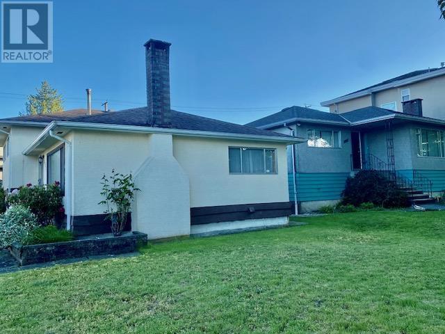 3925 Penticton Street, Vancouver, British Columbia  V5R 1X7 - Photo 5 - R3003536