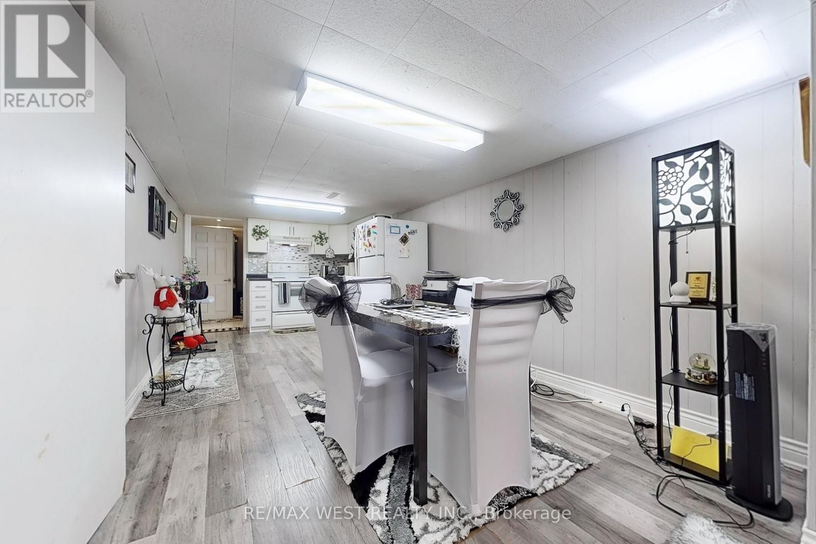 14 Byng Avenue, Toronto, Ontario  M9W 2M4 - Photo 23 - W12094985