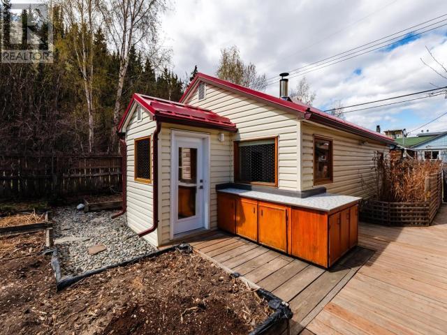 Property at 510 HAWKINS STREET image 2