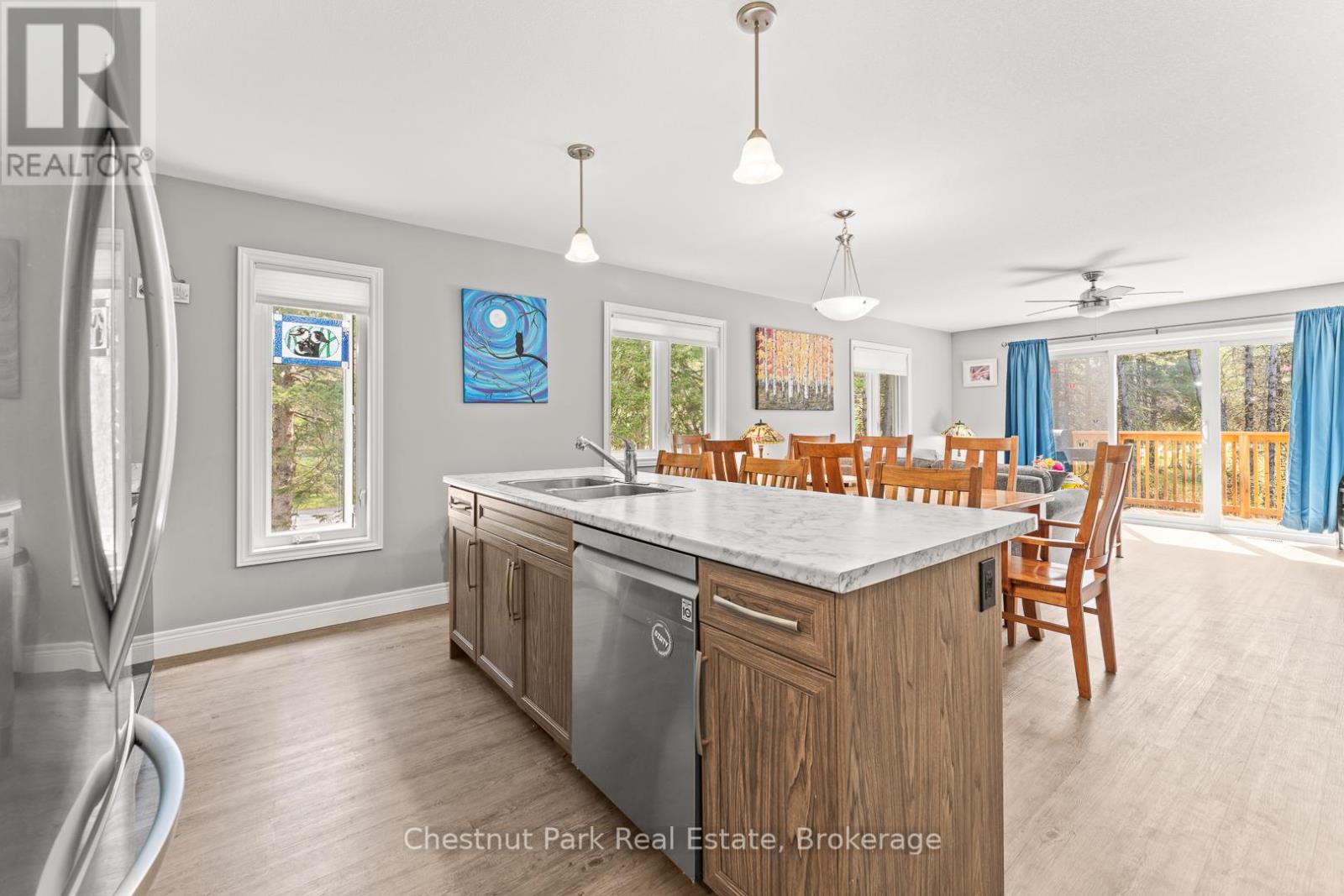 Property at 583 MARY LK ROAD S image 5