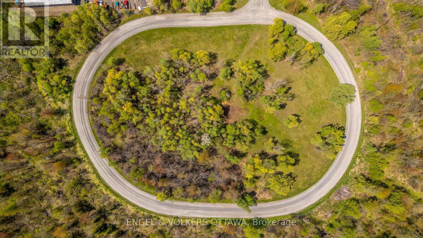2867 Stagecoach Road, Ottawa, Ontario  K0A 2W0 - Photo 31 - X12152511