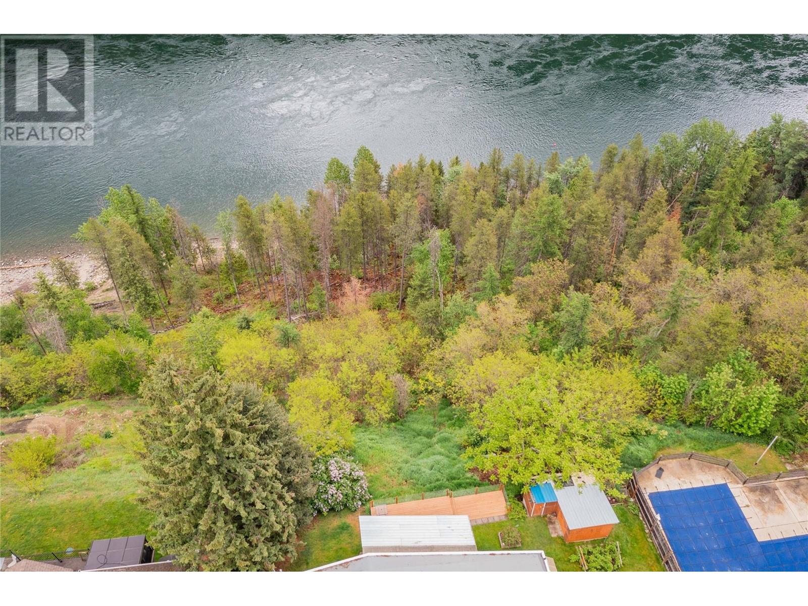 435 104th Street, Castlegar, British Columbia  V1N 3G6 - Photo 76 - 10348082