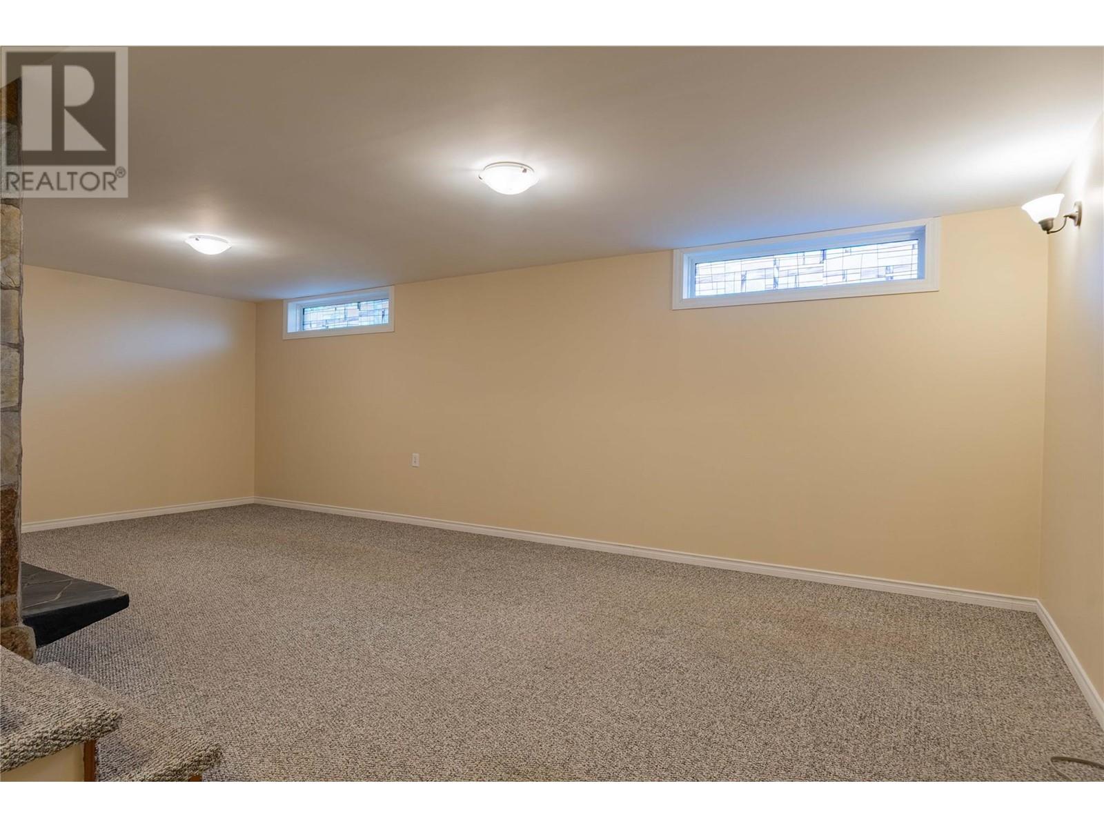 435 104th Street, Castlegar, British Columbia  V1N 3G6 - Photo 30 - 10348082