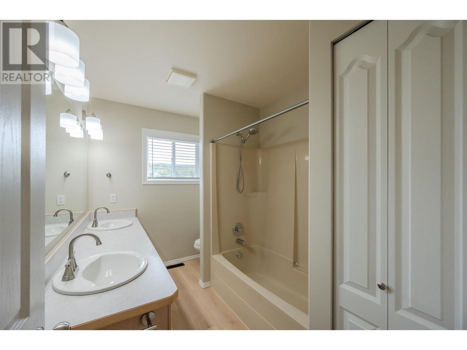 Property at 5629 Sawmill Road image 2