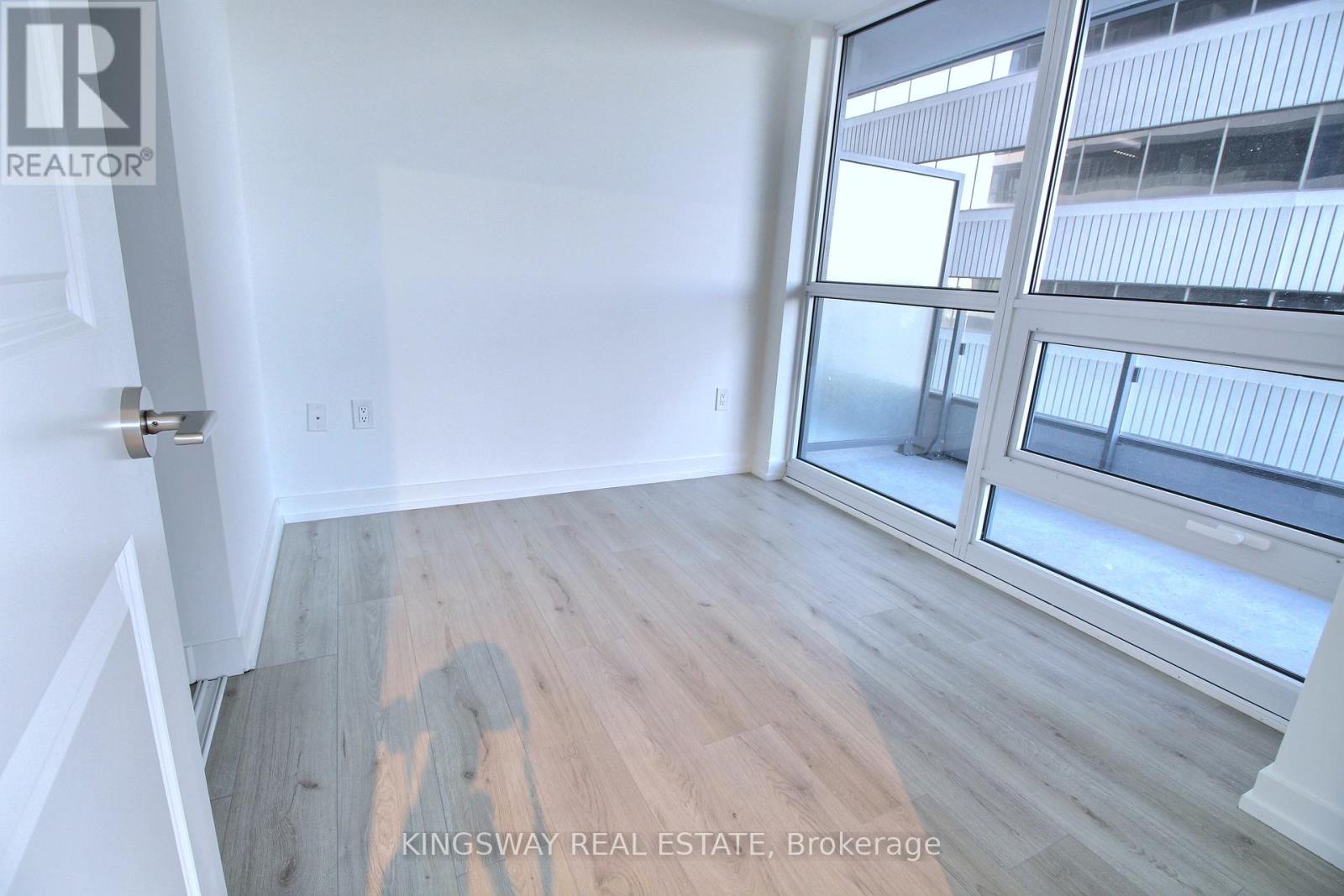 1605 - 395 Bloor Street E, Toronto, Ontario  M4W 0B4 - Photo 11 - C12152521