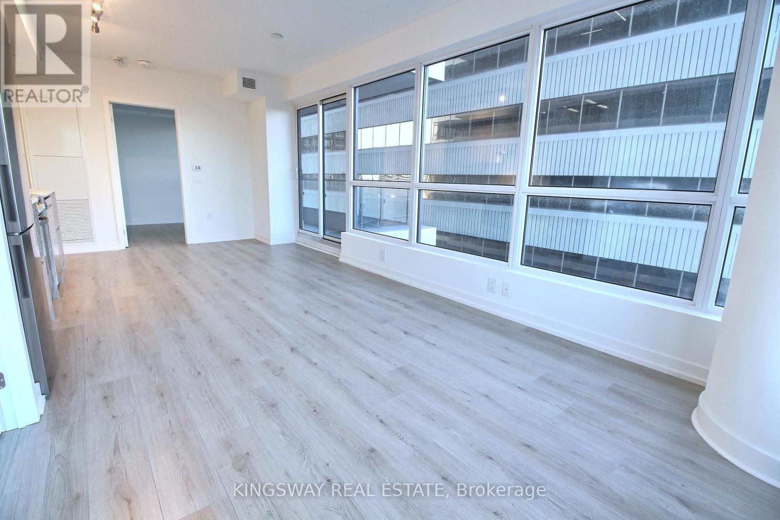 1605 - 395 Bloor Street E, Toronto, Ontario  M4W 0B4 - Photo 5 - C12152521