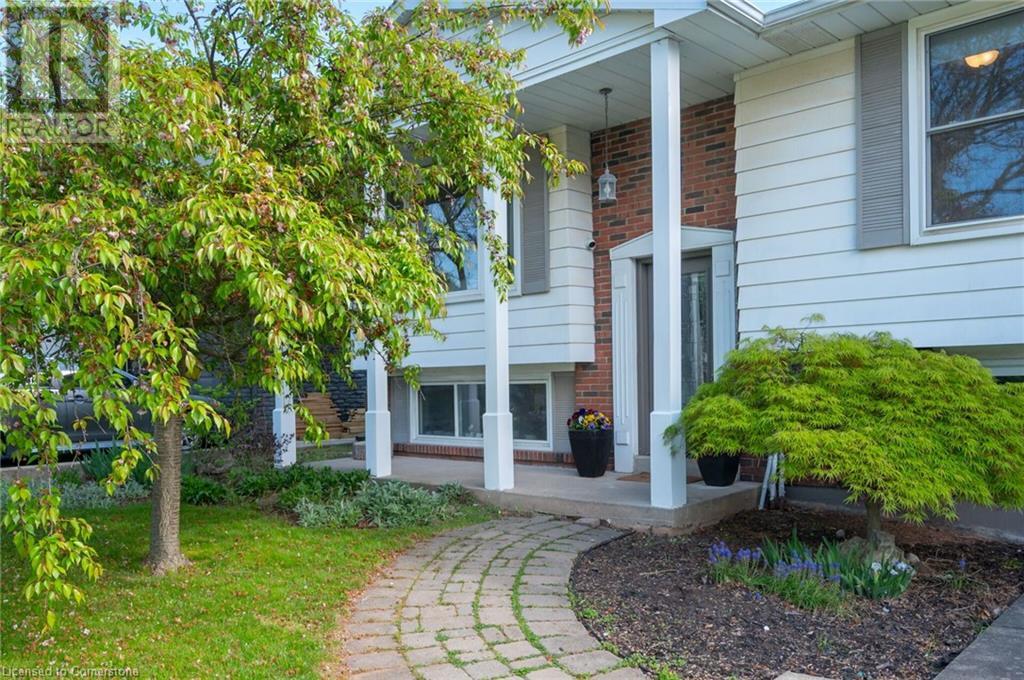 615 Sheraton Road, Burlington, Ontario  L7L 4B3 - Photo 6 - 40729445
