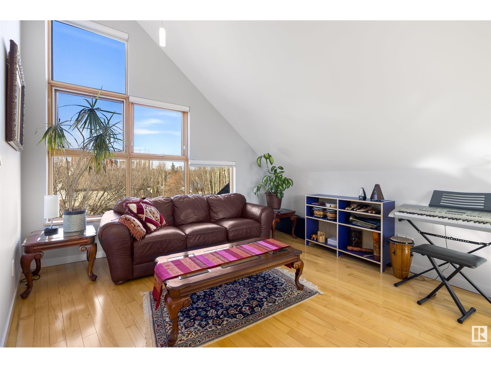 Property at 8711 99 AV NW image 2