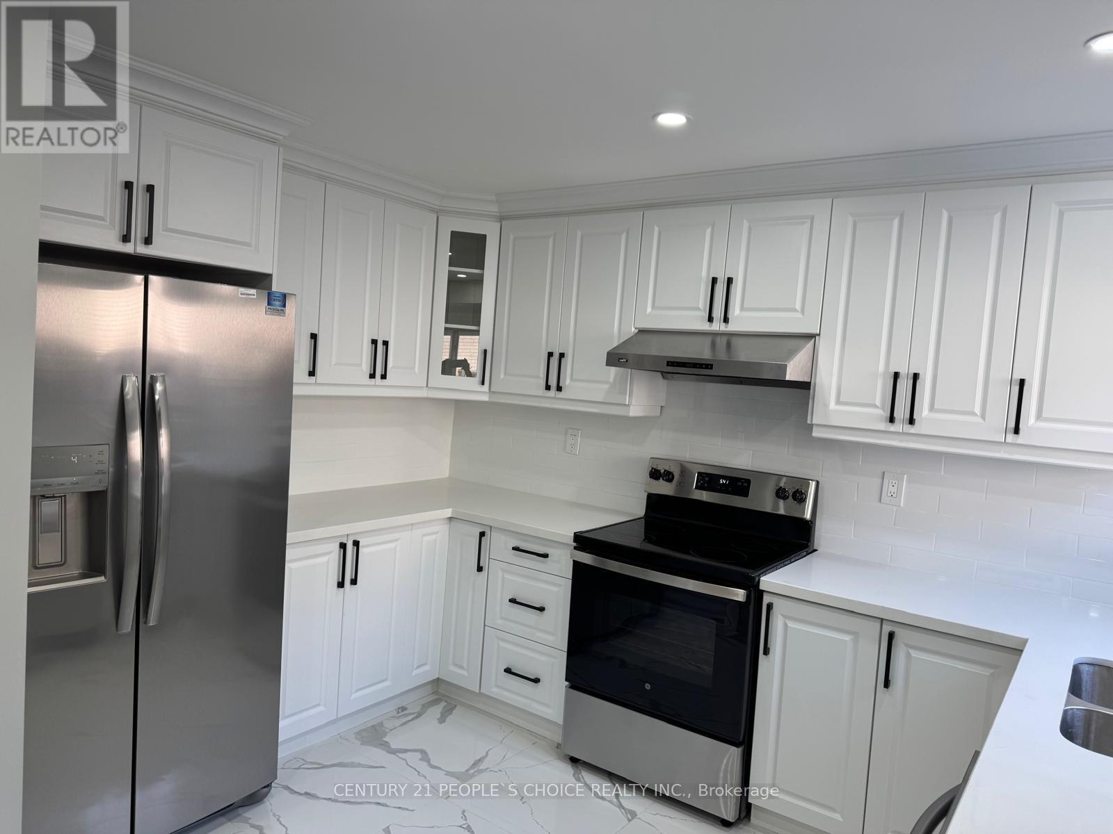 6862 Darcel Avenue, Mississauga, Ontario  L4T 2W5 - Photo 24 - W12150338