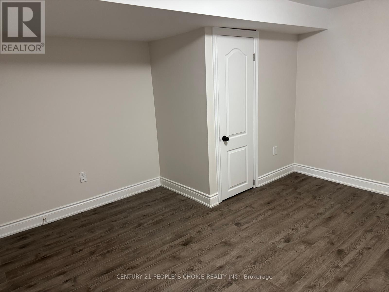 6862 Darcel Avenue, Mississauga, Ontario  L4T 2W5 - Photo 41 - W12150338