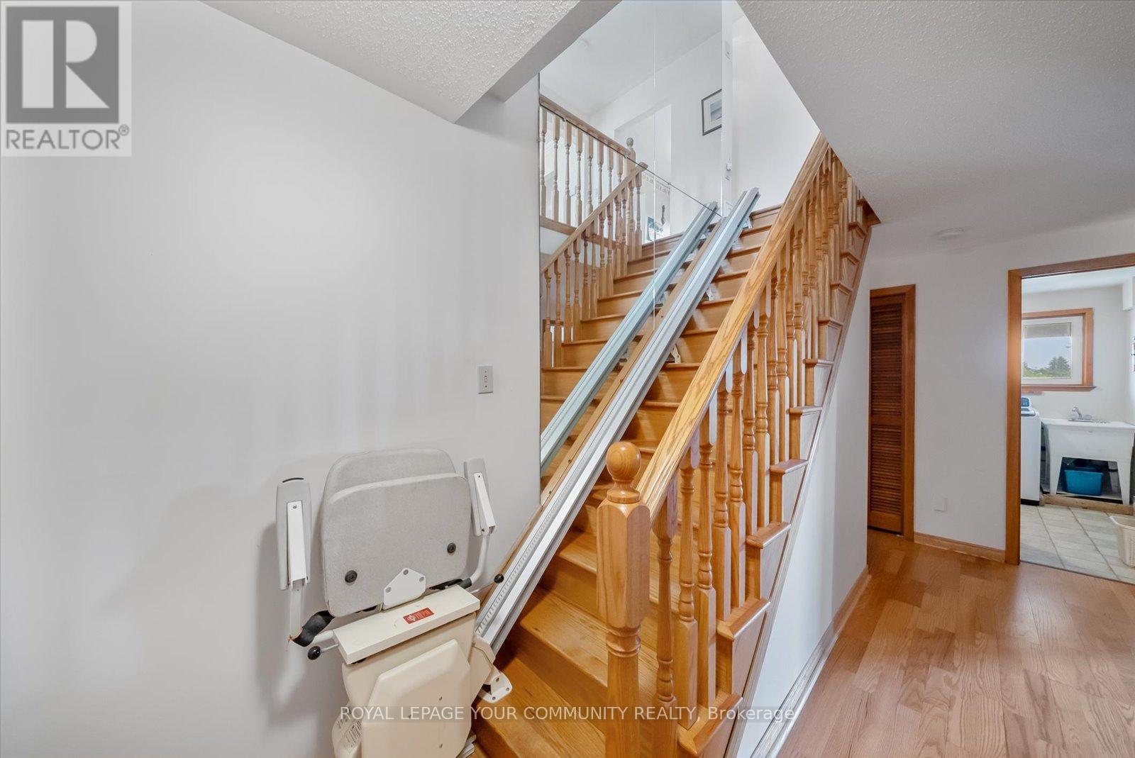 381 Country Club Circle, Kawartha Lakes, Ontario  K0M 1A0 - Photo 21 - X12151137