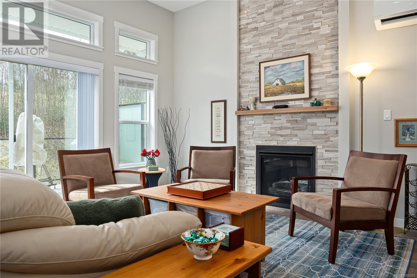 Property at 4155 Emerald Woods Pl image 3