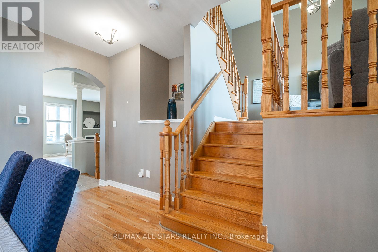 43 Horsedreamer Lane, Whitchurch-Stouffville (Stouffville), Ontario  L4A 0G6 - Photo 18 - N12152507