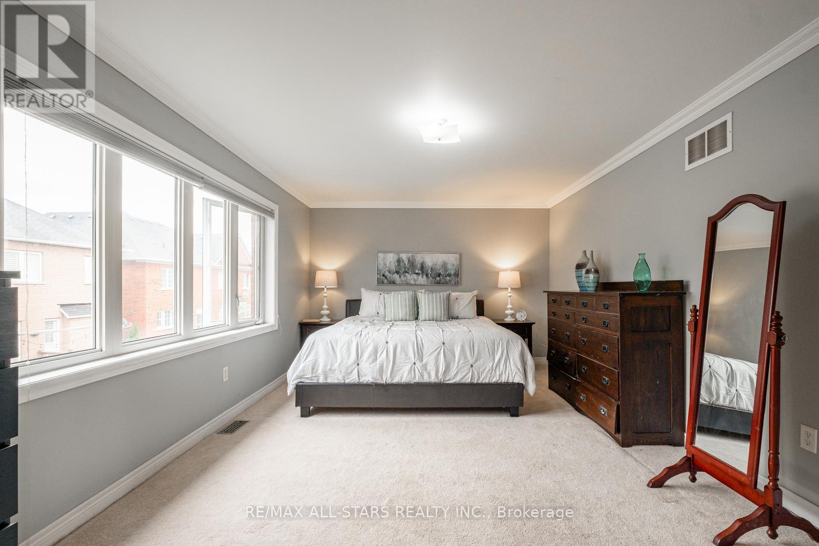 43 Horsedreamer Lane, Whitchurch-Stouffville, Ontario  L4A 0G6 - Photo 27 - N12152507
