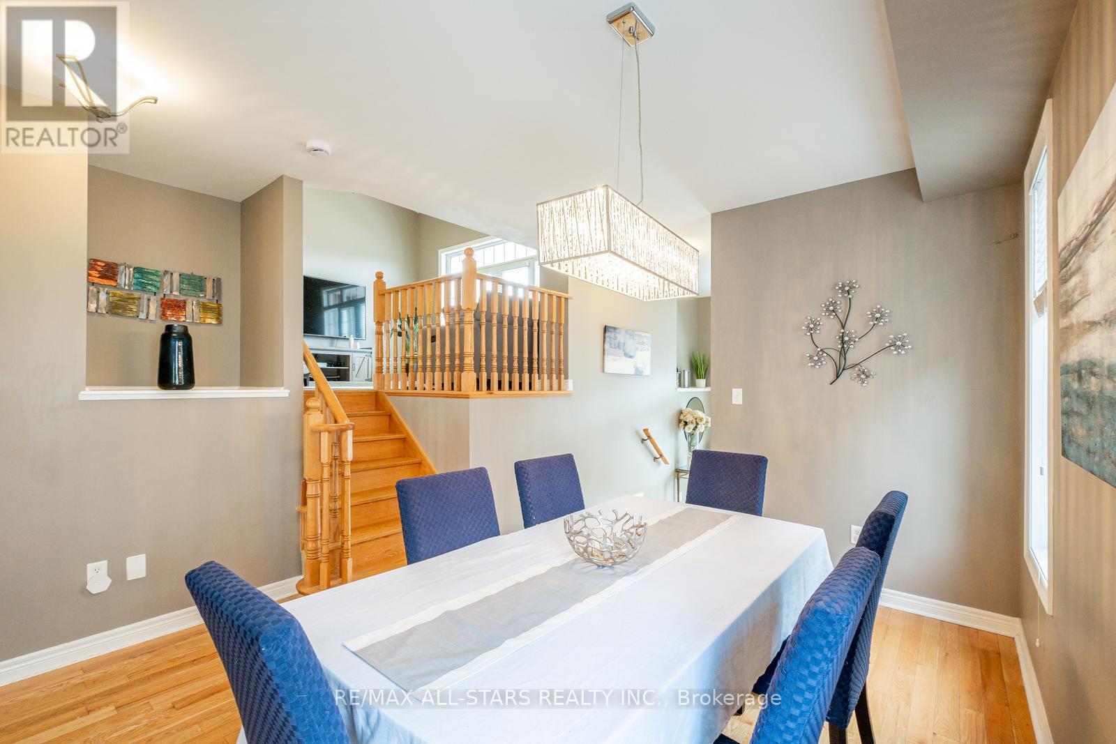 43 Horsedreamer Lane, Whitchurch-Stouffville, Ontario  L4A 0G6 - Photo 8 - N12152507