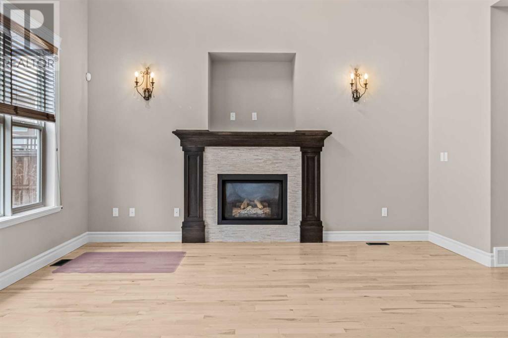 273 Kinniburgh Boulevard W, Chestermere, Alberta  T1X 0R7 - Photo 5 - A2220596