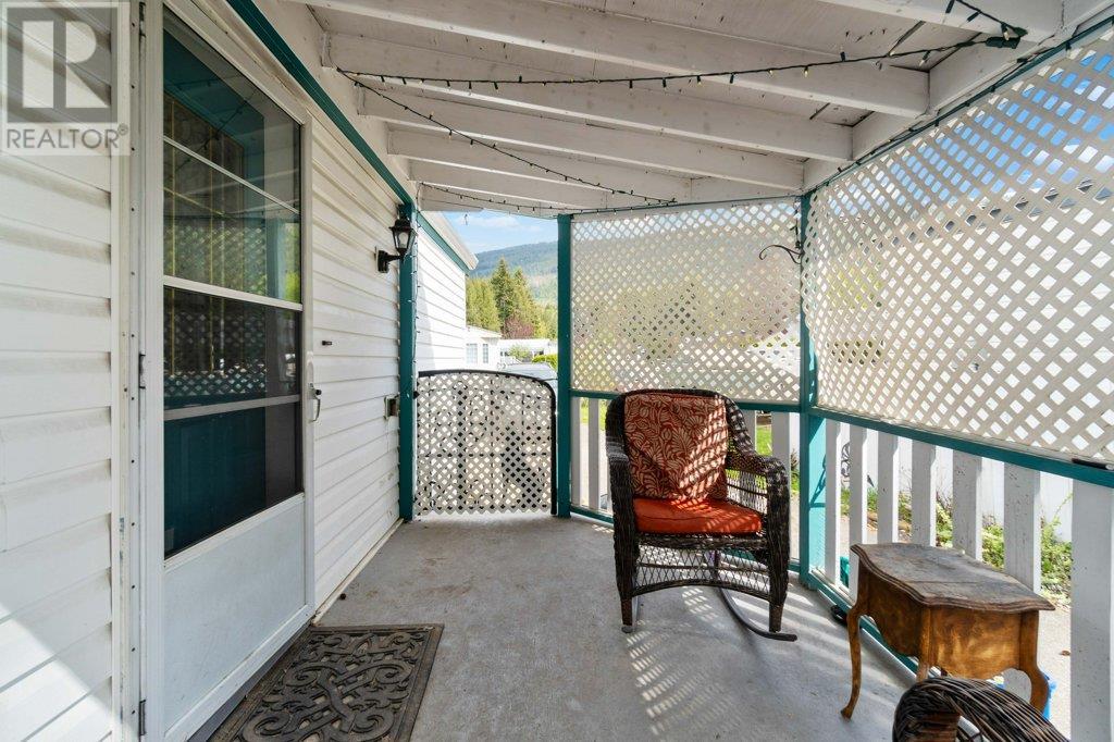 6751 51 Street Ne, Salmon Arm, British Columbia  V0E 1K0 - Photo 32 - 10347922