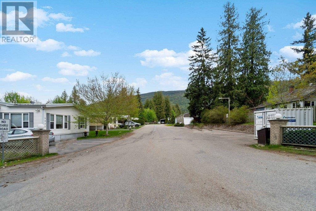 6751 51 Street NE, Salmon Arm, BC V0E1K0