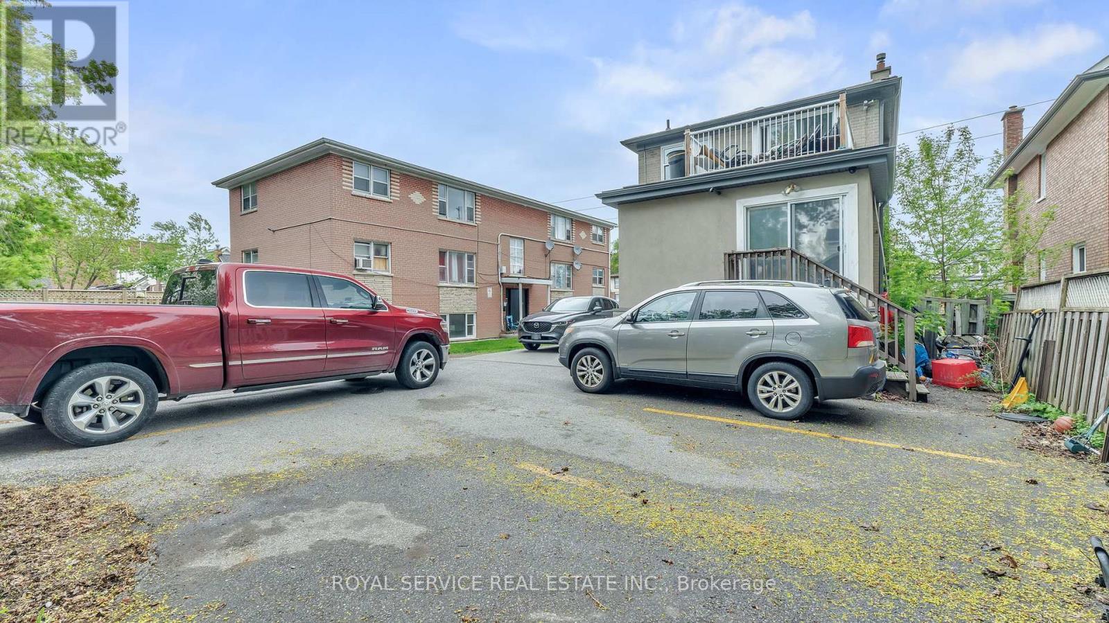 Property at 86 PARK ROAD S image 3
