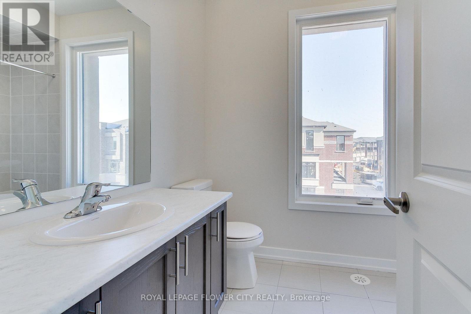 1223 Dartmouth Crescent, Oakville, Ontario  L6H 8B8 - Photo 15 - W12152516
