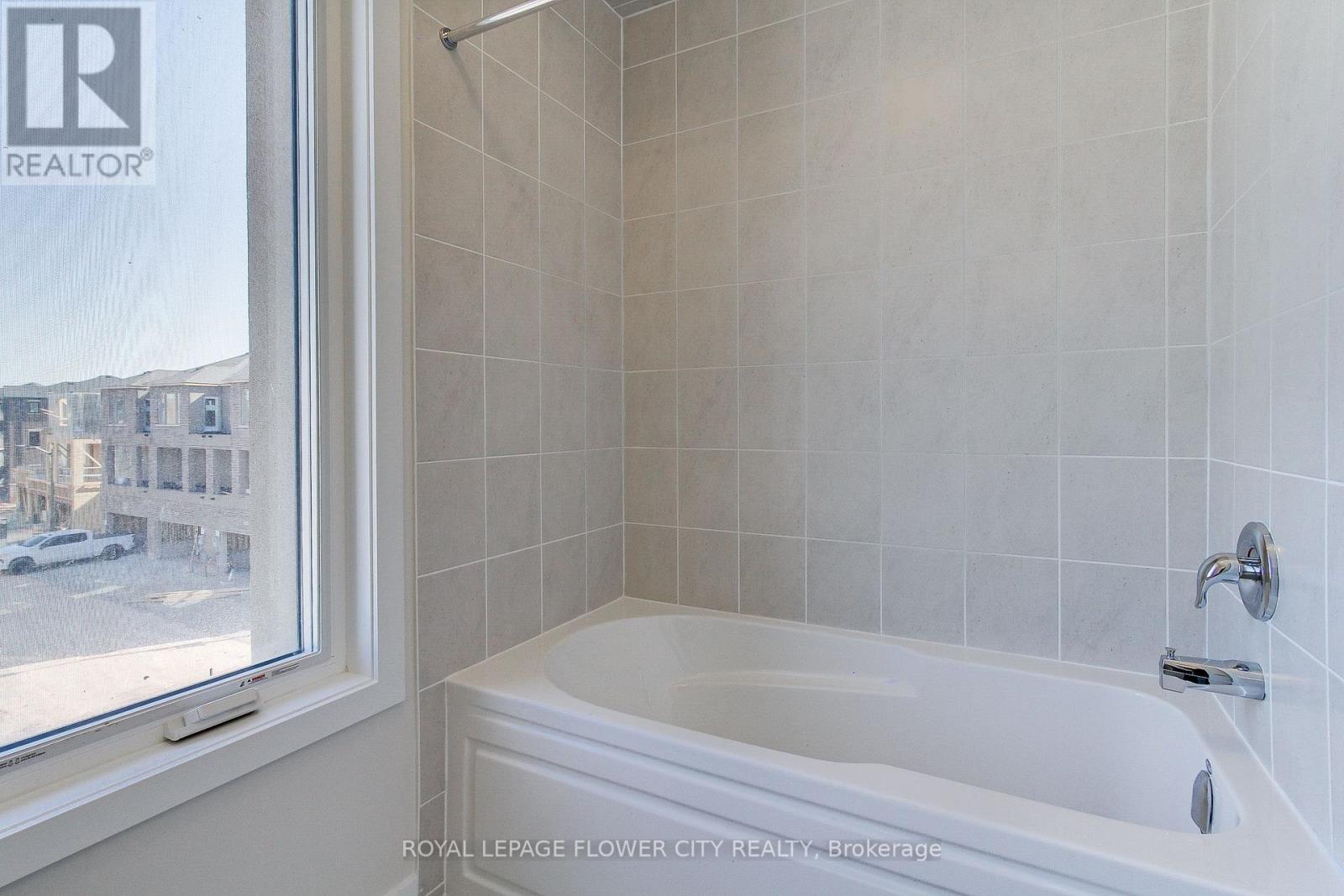 1223 Dartmouth Crescent, Oakville, Ontario  L6H 8B8 - Photo 16 - W12152516