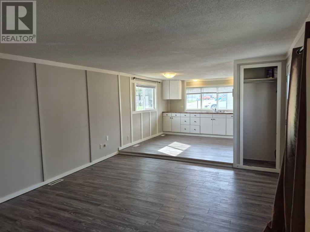 208, 6834 59 Avenue, Red Deer, Alberta  T4P 1C9 - Photo 8 - A2221774