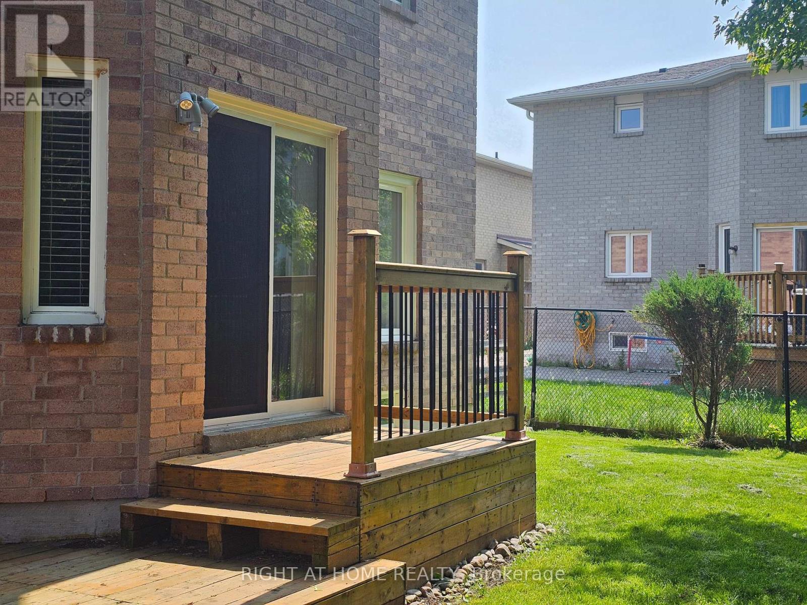 116 Cooperage Crescent, Richmond Hill, Ontario  L4C 9L8 - Photo 33 - N12132076