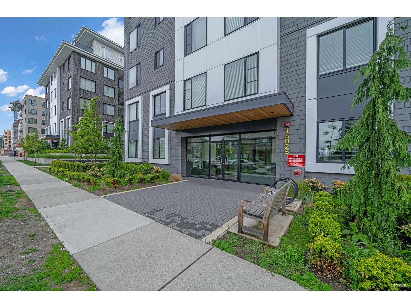 414 15825 85 AVENUE, Surrey, British Columbia