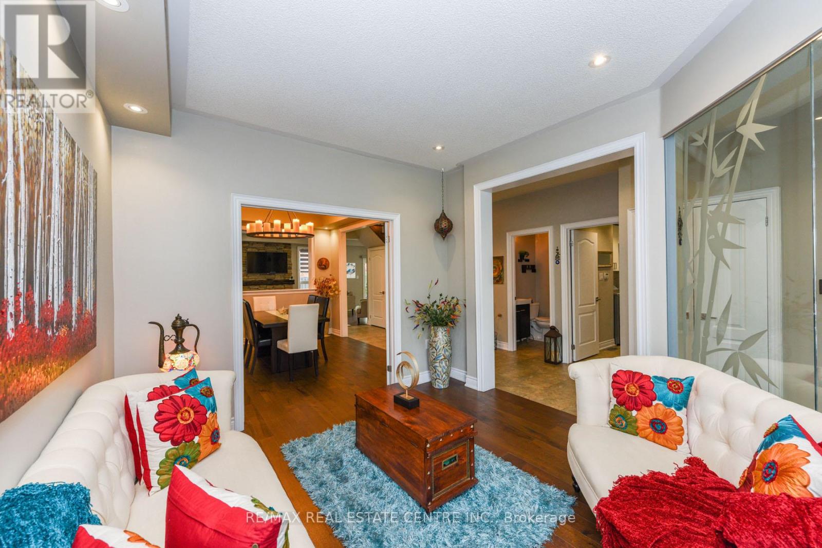 3408 Hideaway Place, Mississauga, Ontario  L5M 0A7 - Photo 9 - W12140060