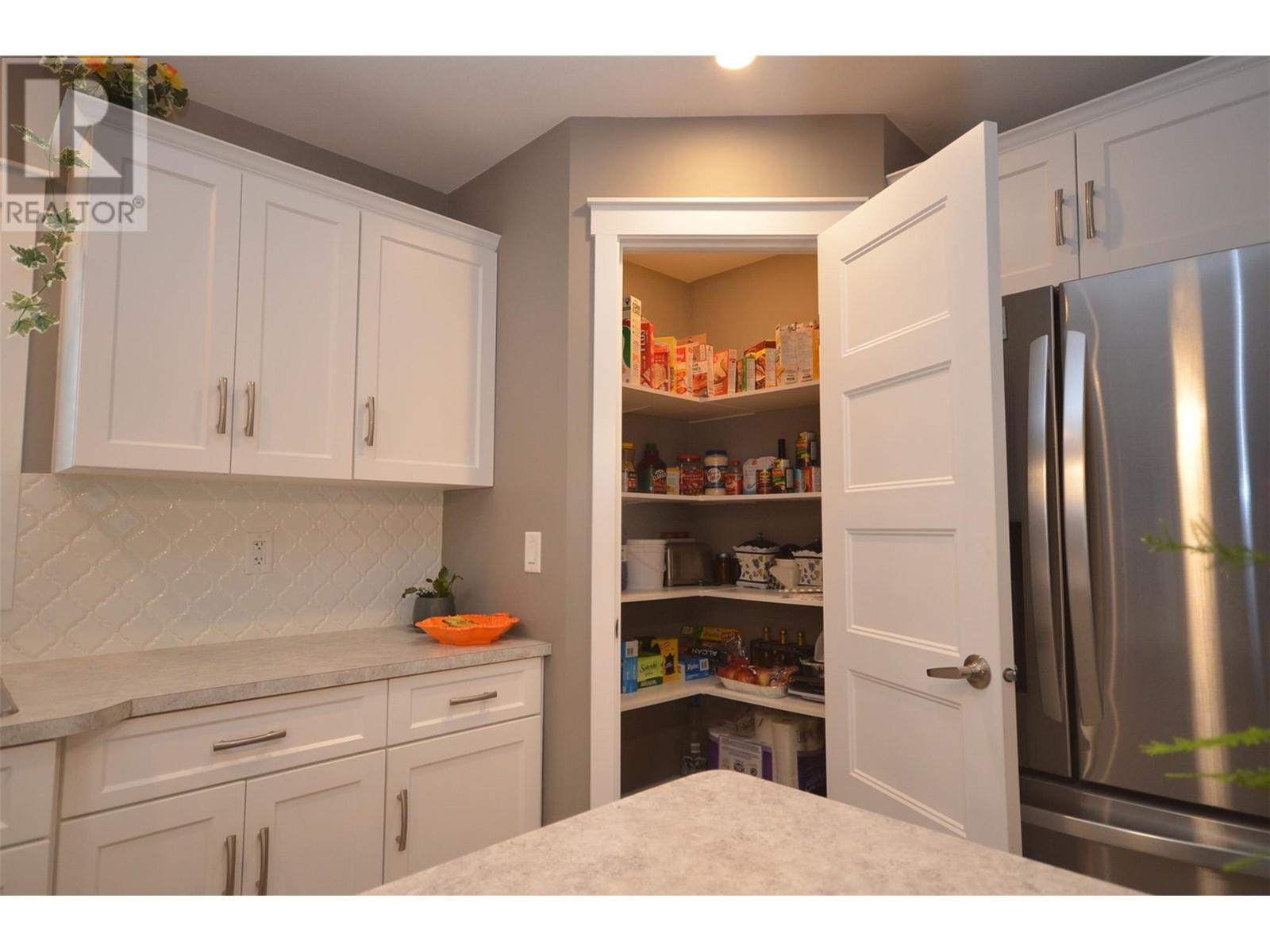 9510 HIGHWAY 97 N Unit# 157, Vernon, BC V1H1R8