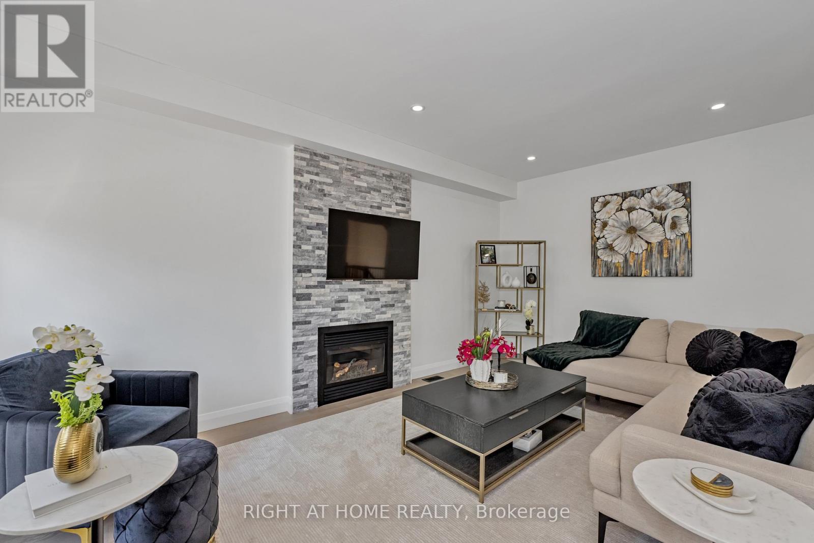 326 Wisteria Crescent, Ottawa, Ontario  K1V 0N5 - Photo 19 - X12152589