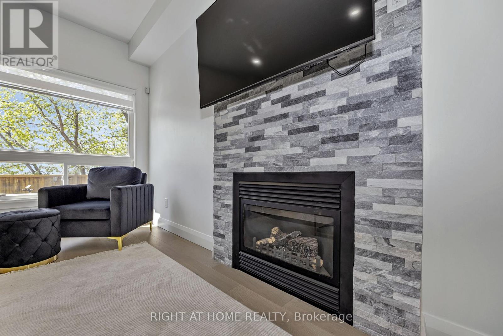 326 Wisteria Crescent, Ottawa, Ontario  K1V 0N5 - Photo 20 - X12152589