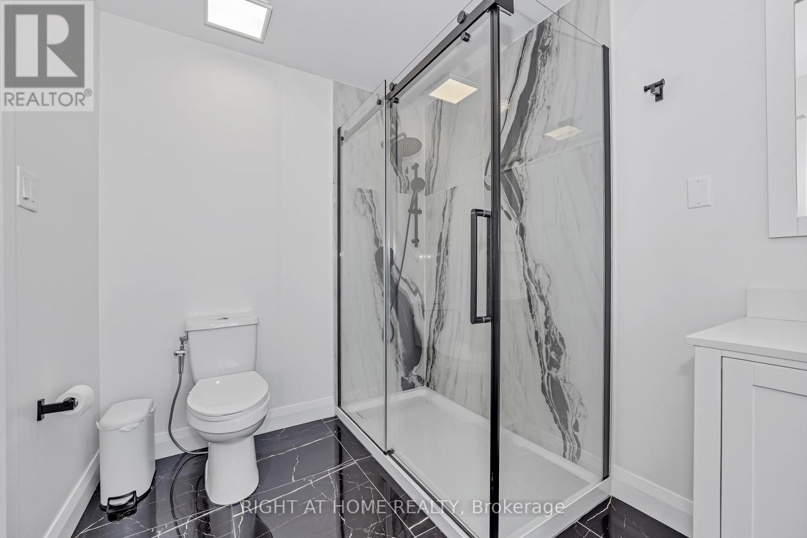 326 Wisteria Crescent, Ottawa, Ontario  K1V 0N5 - Photo 28 - X12152589