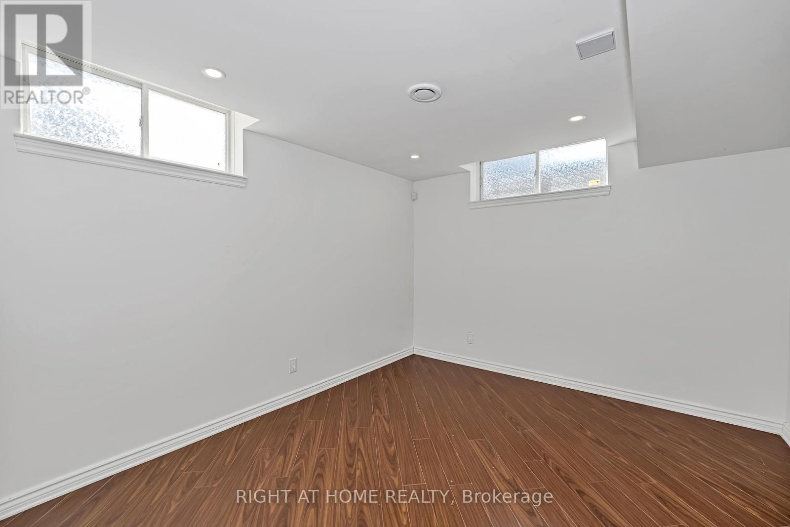 326 Wisteria Crescent, Ottawa, Ontario  K1V 0N5 - Photo 48 - X12152589
