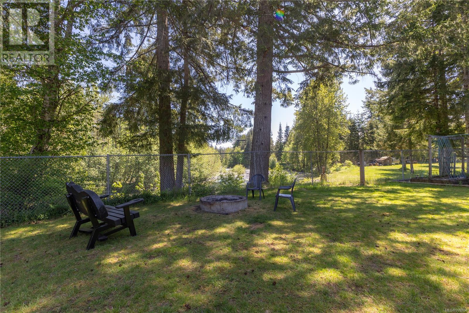 3730 James Cres, Black Creek, British Columbia  V9J 1E9 - Photo 53 - 999704