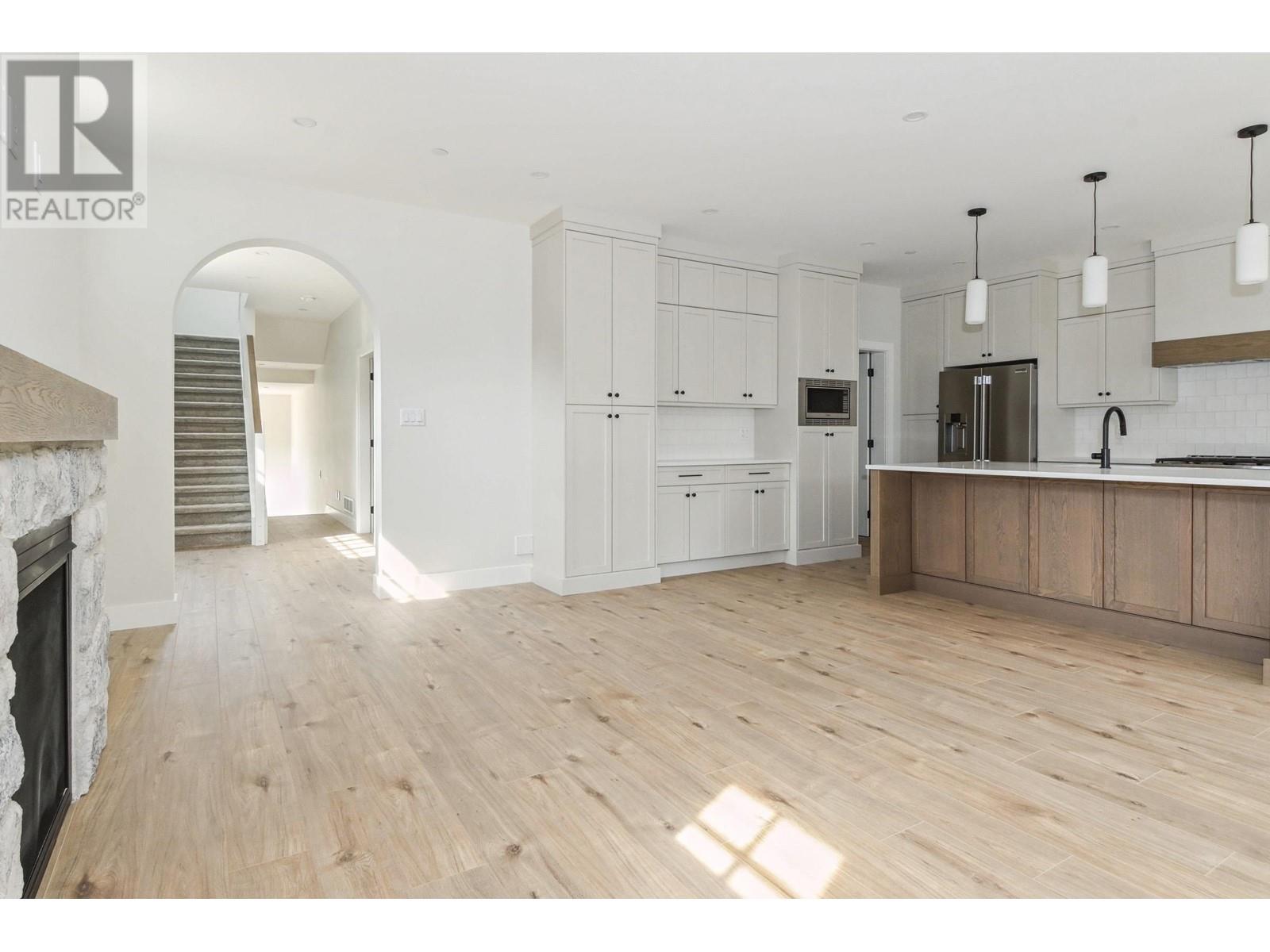 Property at 19564 HAMMOND ROAD image 3