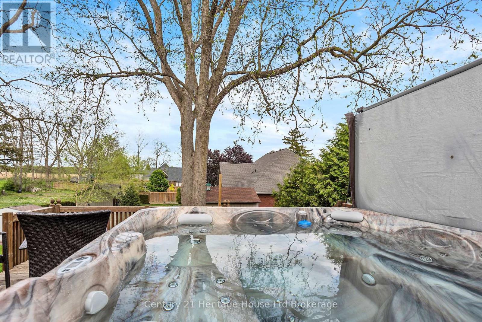 38 Albert Street, Norwich, Ontario  N0J 1P0 - Photo 33 - X12152552