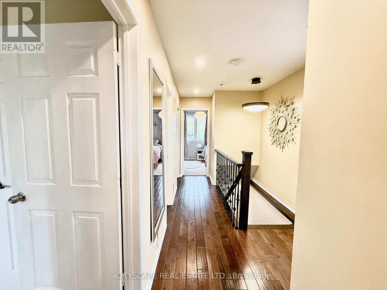 3376 Frobex Court, Mississauga, Ontario  L5C 2B5 - Photo 24 - W12152143