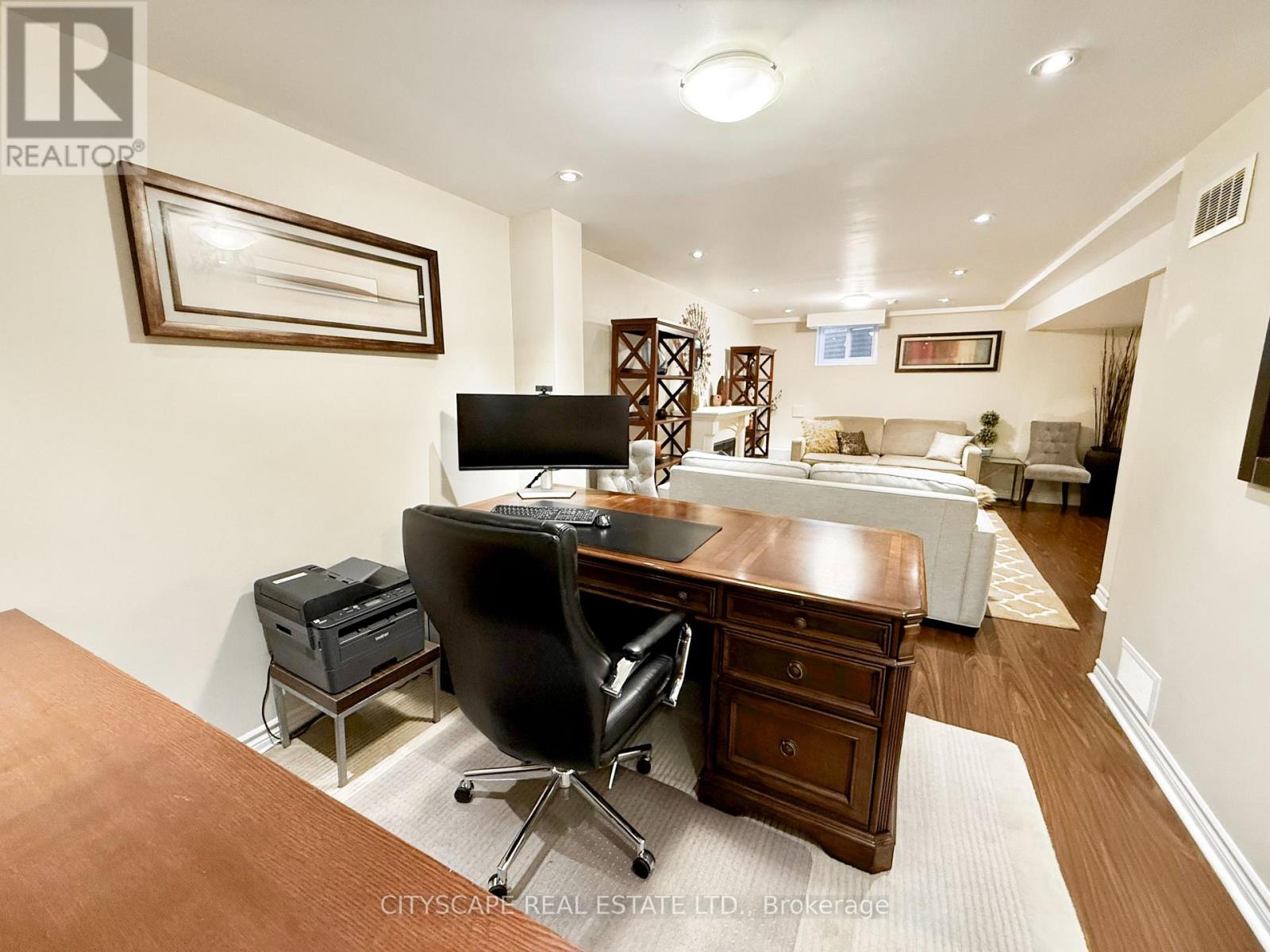 3376 Frobex Court, Mississauga, Ontario  L5C 2B5 - Photo 35 - W12152143