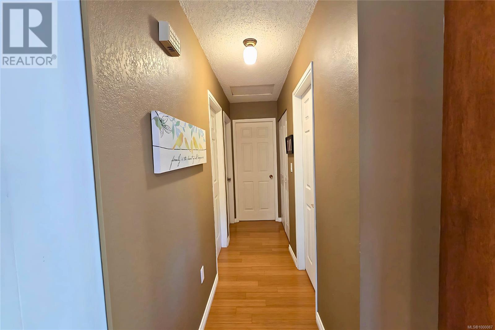 1689 Bay St, Ucluelet, British Columbia  V0R 3A0 - Photo 12 - 1000087