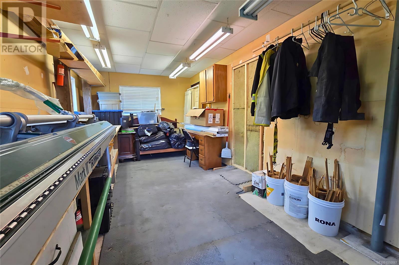 1689 Bay St, Ucluelet, British Columbia  V0R 3A0 - Photo 36 - 1000087