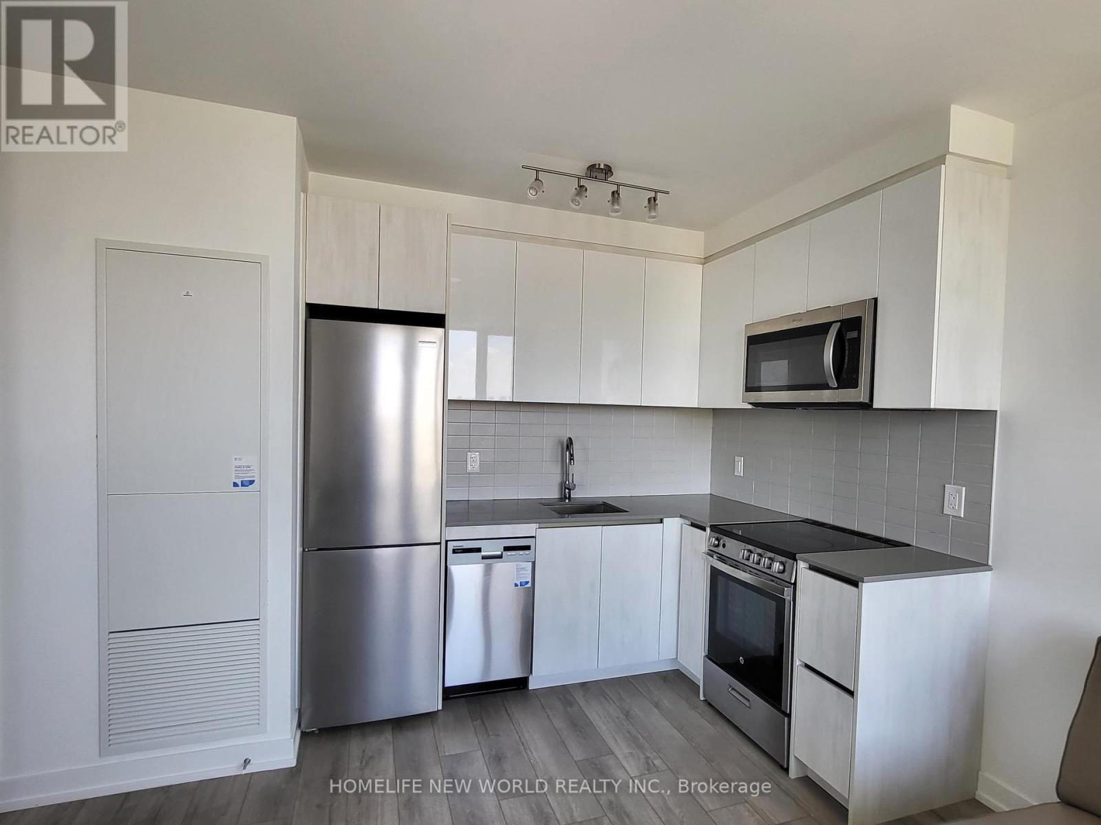 509 - 3100 Keele Street, Toronto, Ontario  M3M 0E1 - Photo 2 - W12152570