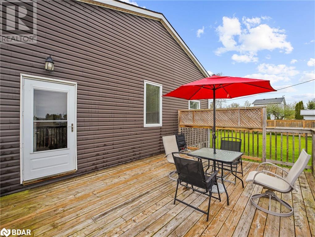 Property at 14 WESTMORELAND Lane image 1