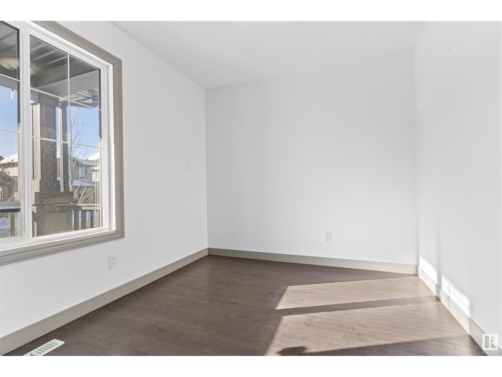 Property at 3020 20 AV NW image 5
