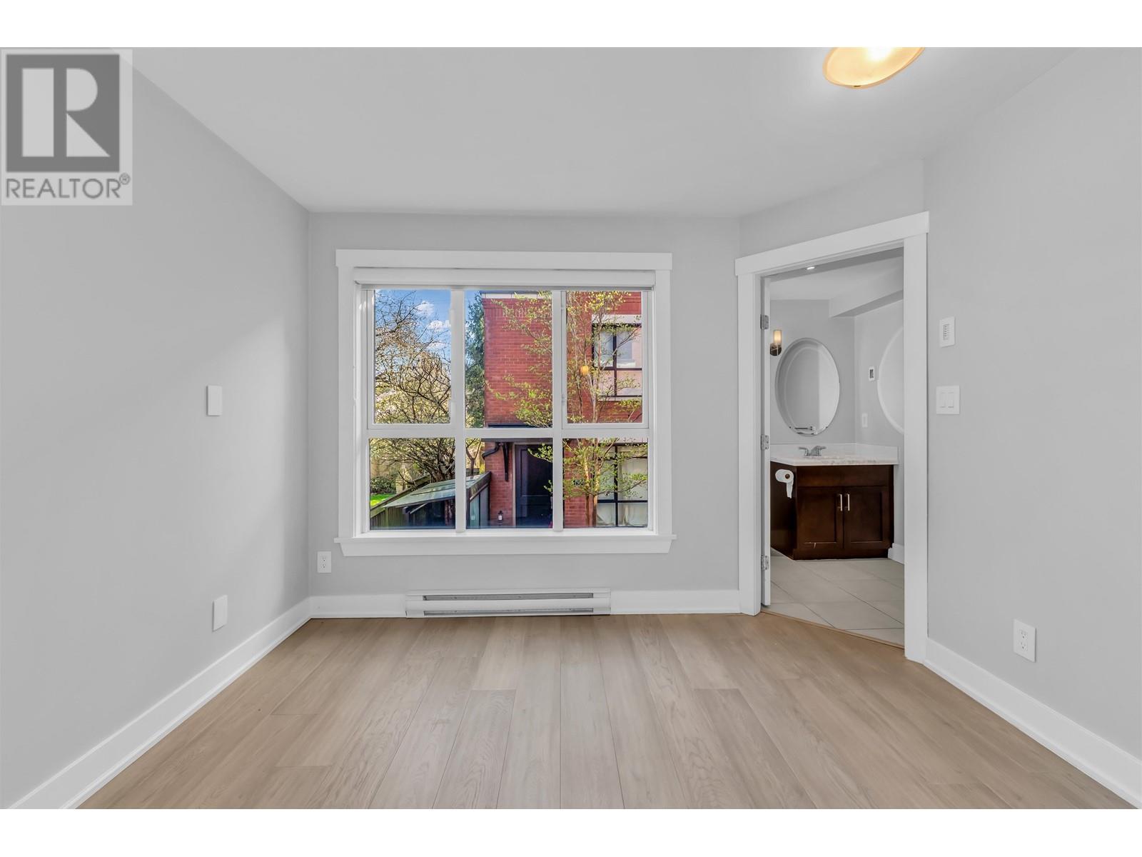1956 W 5th Avenue, Vancouver, British Columbia  V6J 1P7 - Photo 7 - R3003583