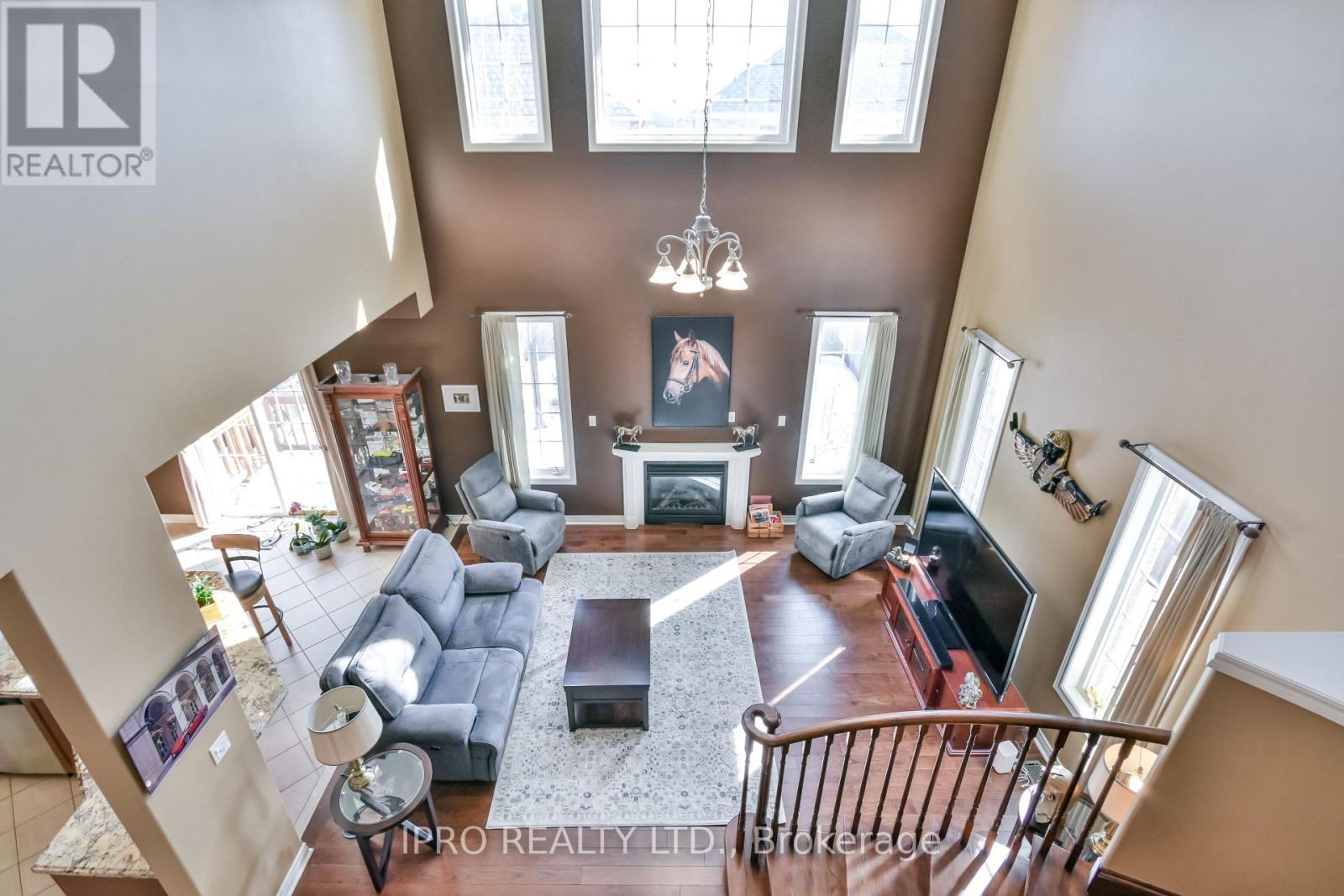 79 Sovereign's Gate, Barrie (Innis-Shore), Ontario  L4N 0Y9 - Photo 2 - S12152263