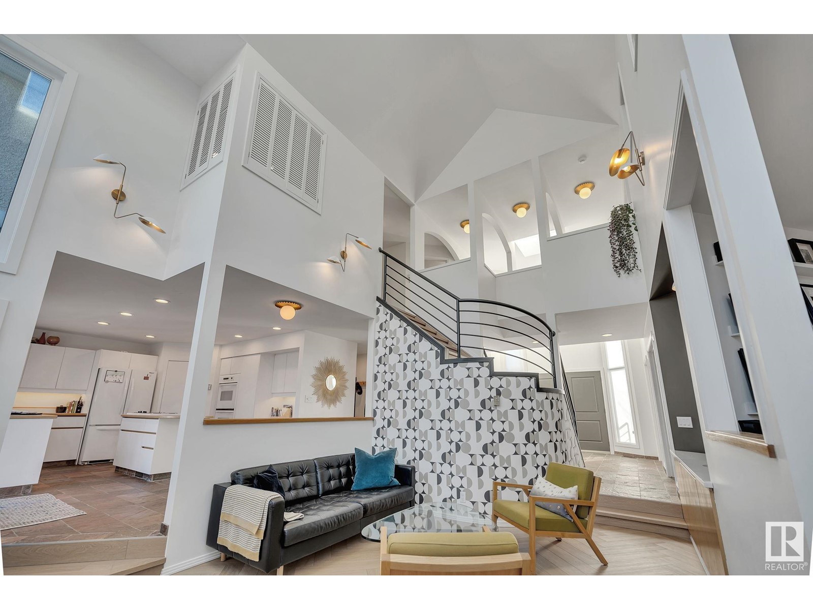 306 Weaver Pt Nw Nw, Edmonton, Alberta  T6M 2J4 - Photo 4 - E4436444